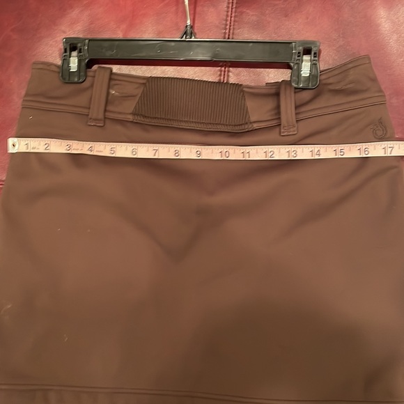 ISIS NWT “CARLOTTA” soft shell winter snow sports skirt in Dark Roast - Picture 9 of 16